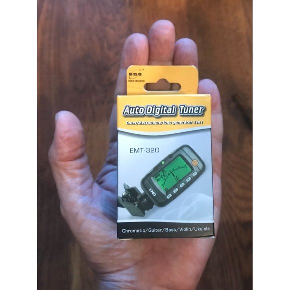 AUTO DIGITAL TUNER EMT-320 Chromatic/Guitar/Bass/Violin/Ukulele Tuner Metronome - Picture 2 of 2